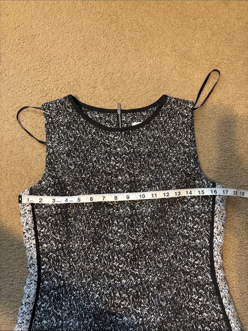 Calvin Klein Sleeveless Black and White Tweed Sheath Dress Size 8 - Picture 6 of 6